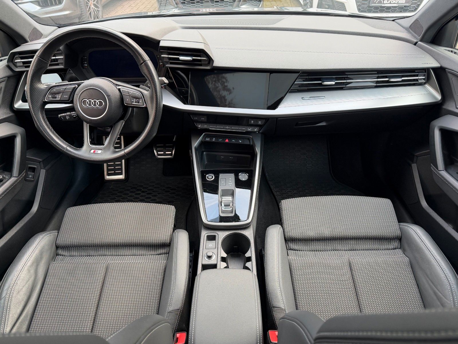 Audi A3 Sportb 40 TFSIe S line*PANO*LED*AHK*SHZ*KAM*