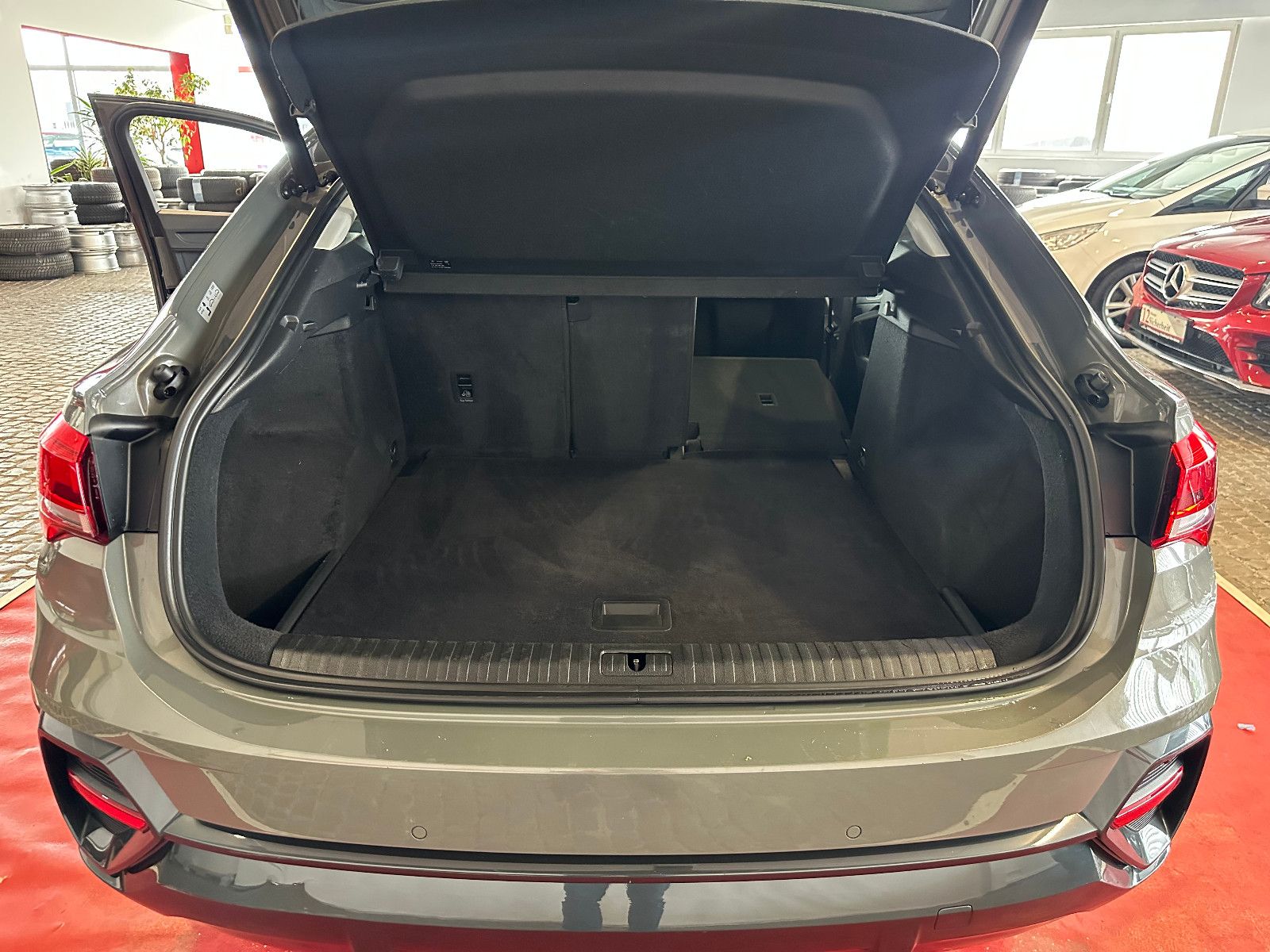 Audi Q3 Sportback 45 TFSI quattro - Samsaru's Car Outlet