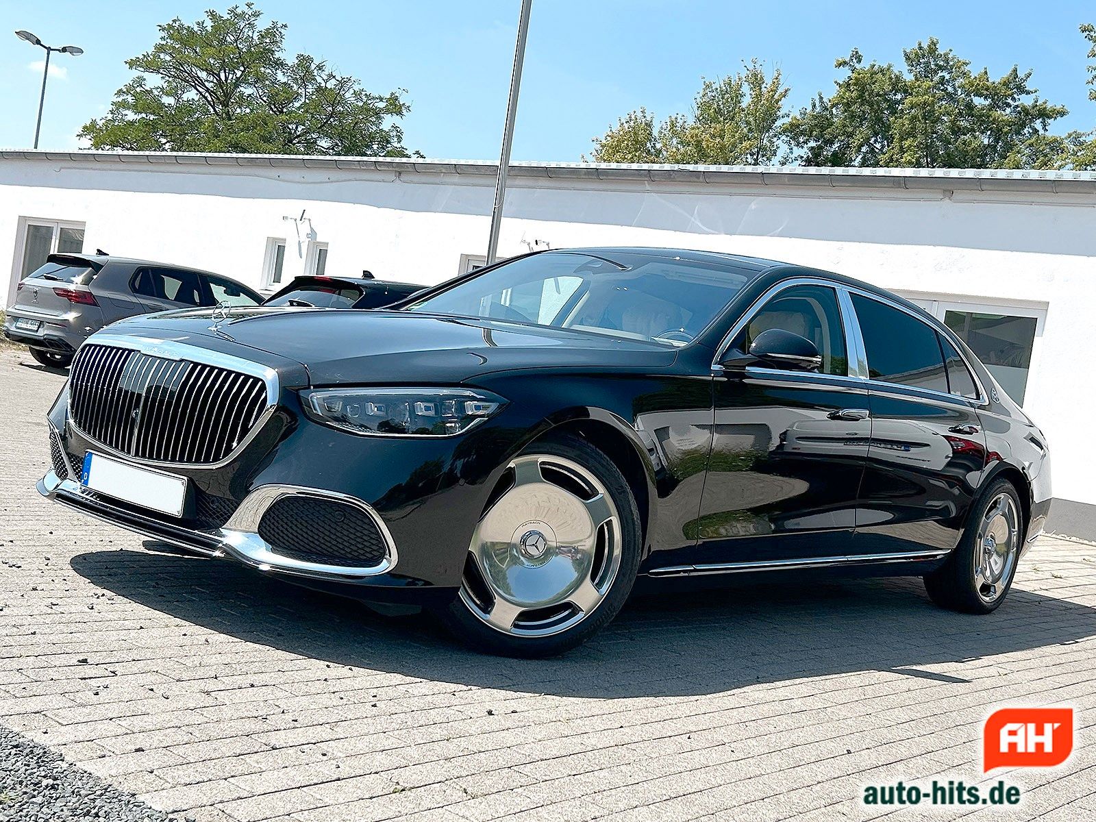 Mercedes-Benz S 580 Maybach 4MATIC - Samsaru's Car Outlet