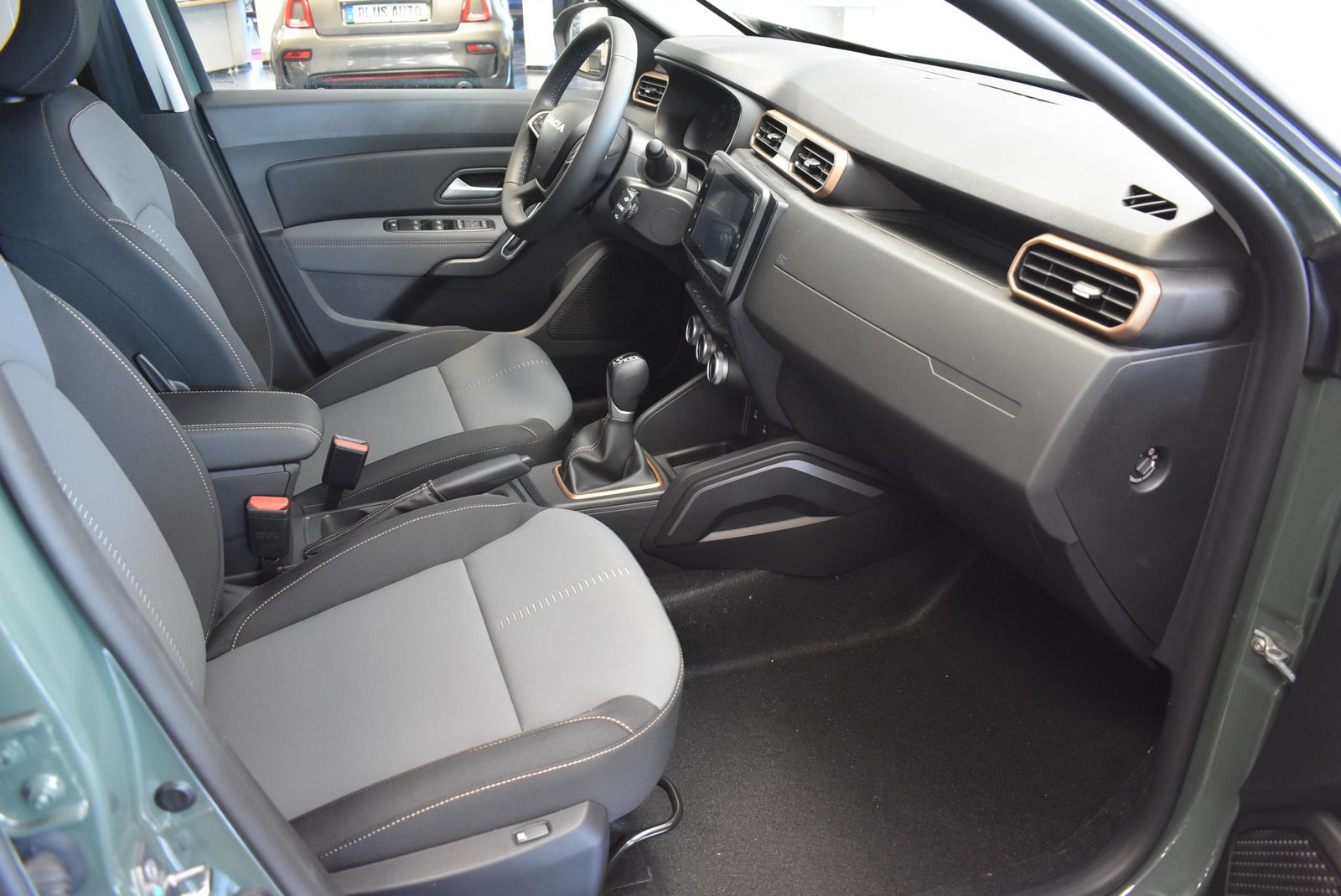 Dacia Duster Extreme TCE150 Aut - Samsaru's Car Outlet