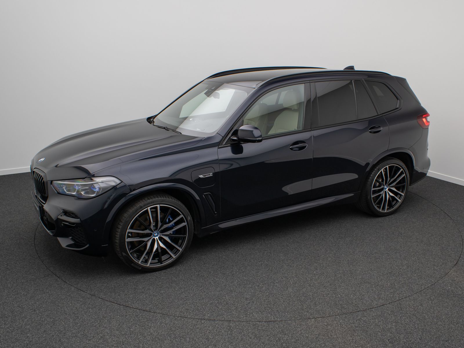BMW X5 xD45e M Sport 360°Laser HUD DAB HiFi AHK 22"