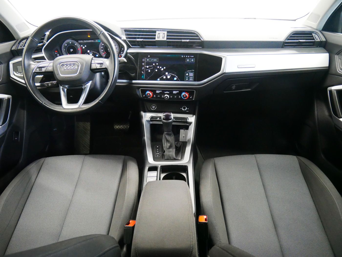 Audi Q3 40 TDI quattro advanced - Samsaru's Car Outlet