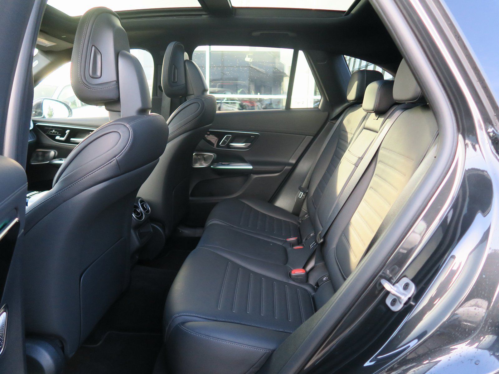 Mercedes-Benz GLC 300 d 4M AMG Panorama AHK Distronic Burm. 3d