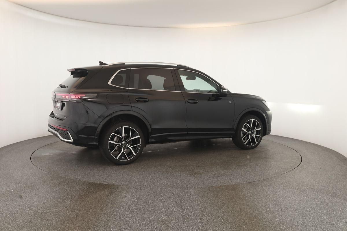 Volkswagen Tiguan 2.0 TDI 4M DSG R-Line Leder Pano Navi 360