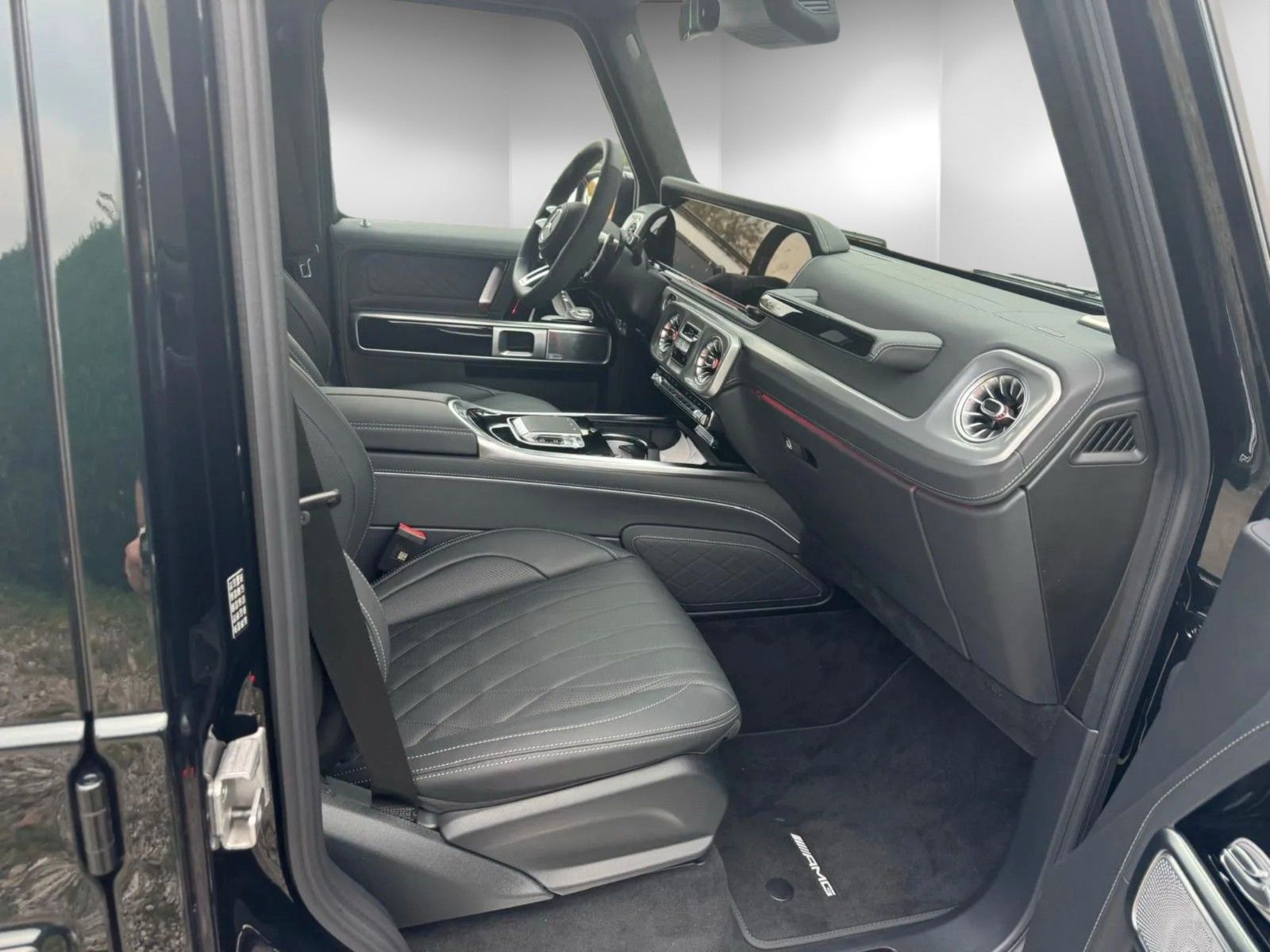 Mercedes-Benz G 63 AMG - Samsaru's Car Outlet
