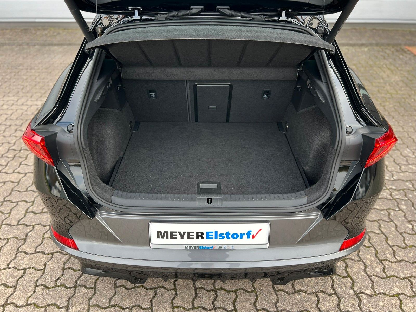 Cupra Formentor VZ 2.0 TSI DSG 4Drive-21" PANO BREMBO