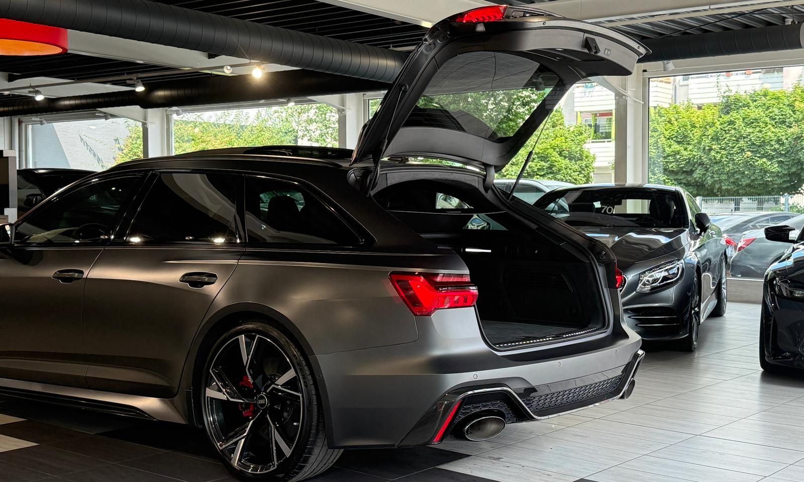 Audi RS6 4.0 TFSI Q*Pano*HuD*B&O-Adv.*Carbon*Dynamik+