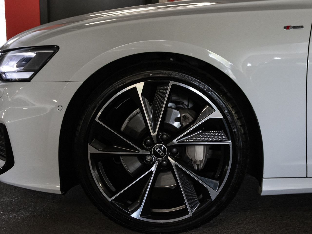 Audi A6 Avant Sport 45 TFSI quattro S line Head Up