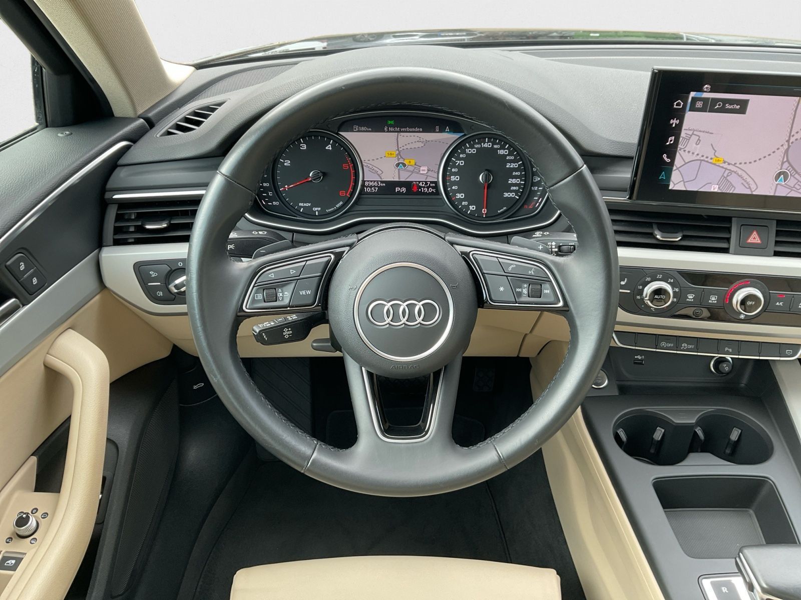 Audi A4 Avant 35 TDI S tronic advanced - Samsaru's Car Outlet
