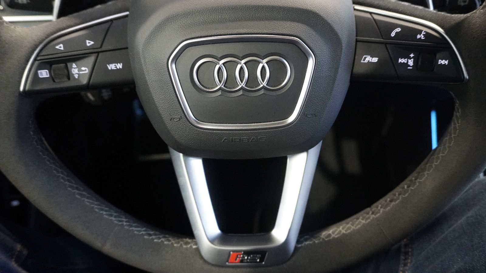 Audi RSQ8    *RS ESSENTIAL -PAKET*UVP 186 Tsd*