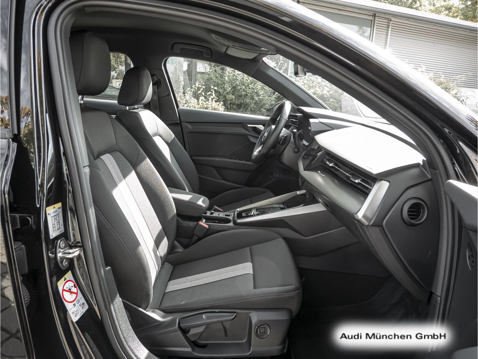 Audi A3 Limousine 30 TFSI S tronic advanced AHK/Virtu