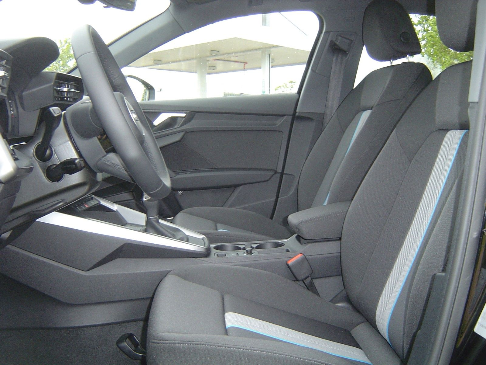 Audi A3 30 TFSI Sportback - Samsaru's Car Outlet