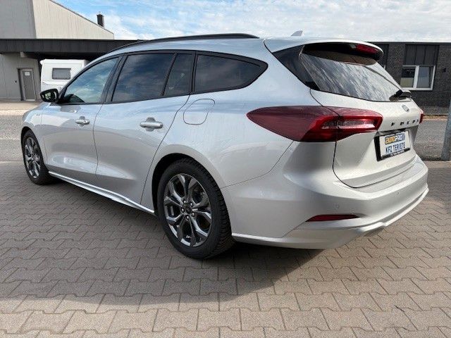 Ford Focus Turnier ST-Line ACC LED NAVI Kamera