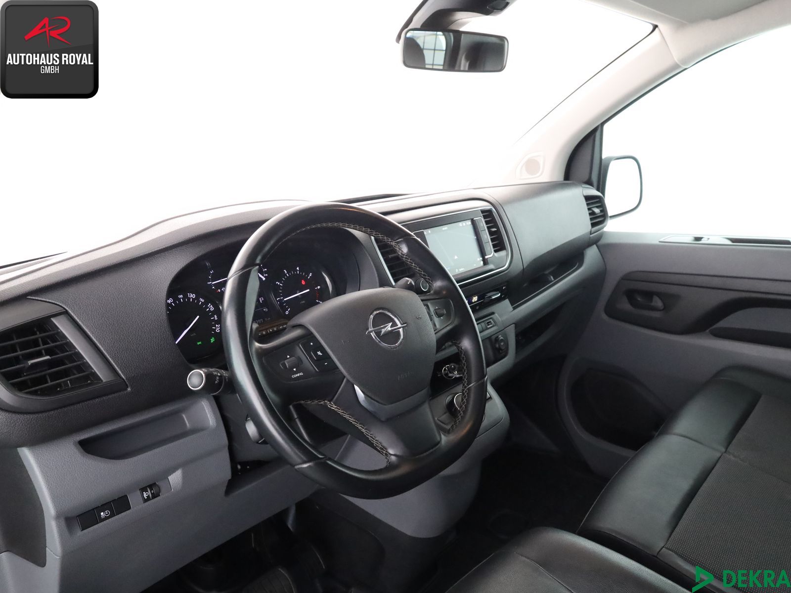 Opel Vivaro 2.0 D CARGO M AUT - Samsaru's Car Outlet