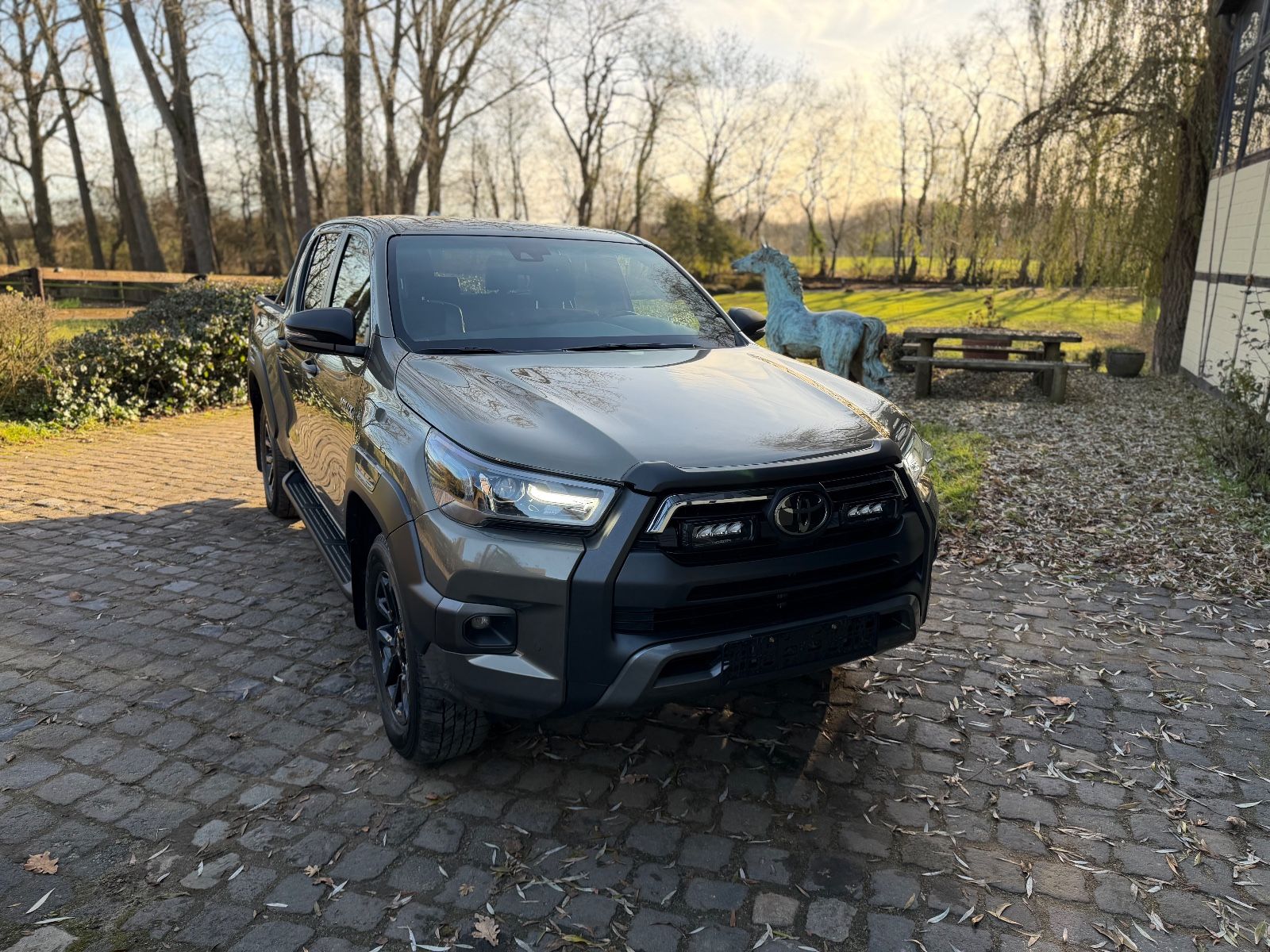 Toyota Hilux 2.8 D-4D 4Wd V48 Invincible*AHK*Büge