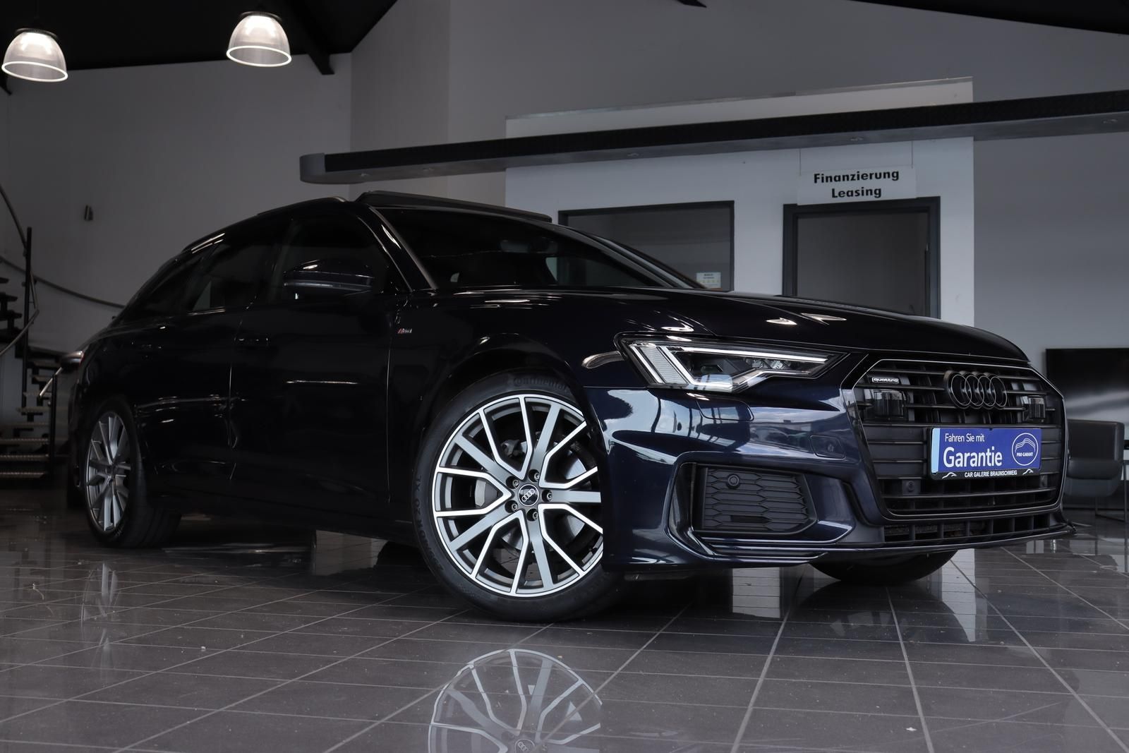 Audi A6 40 TDI quattro S-LINE Black - Samsaru's Car Outlet