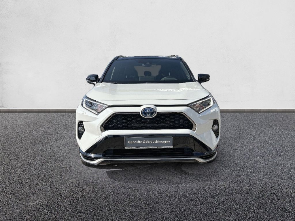 Toyota RAV 4 Plug-in-Hybrid - Samsaru's Car Outlet