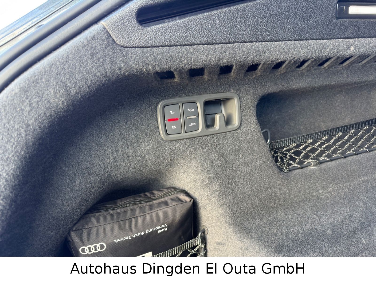 Audi Q8 50 TDI quattro S Line Competition Plus