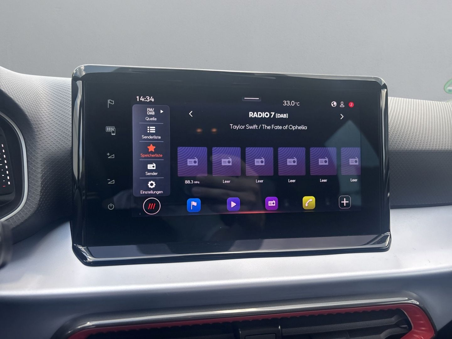 Seat Arona FR 1,5 TSI DSG *LED+NAVI+AHK+SHZ+PDC+KAM*