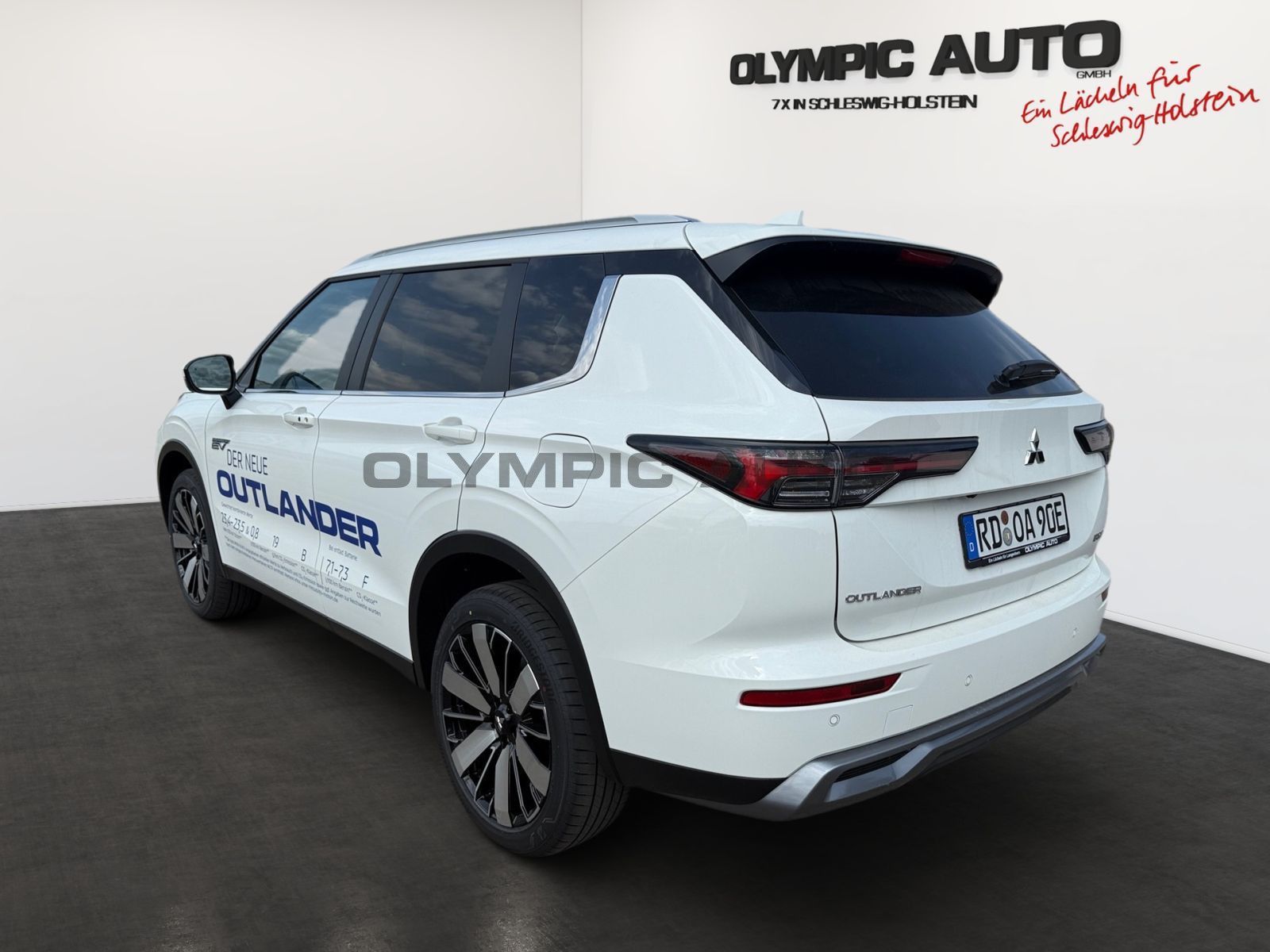 Mitsubishi Plug-in Hybrid Outlander 2,4l  Intro Edition CAM
