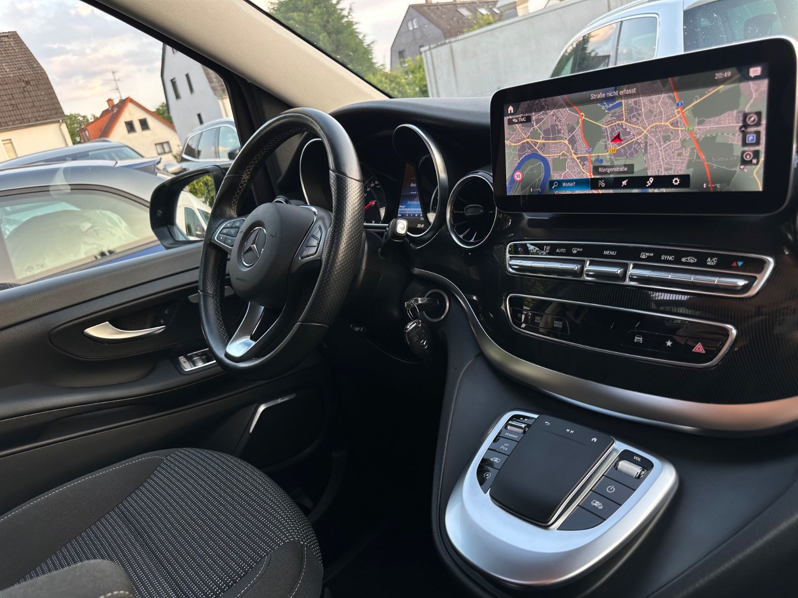 Mercedes-Benz V 300d EDITION Lang - Samsaru's Car Outlet