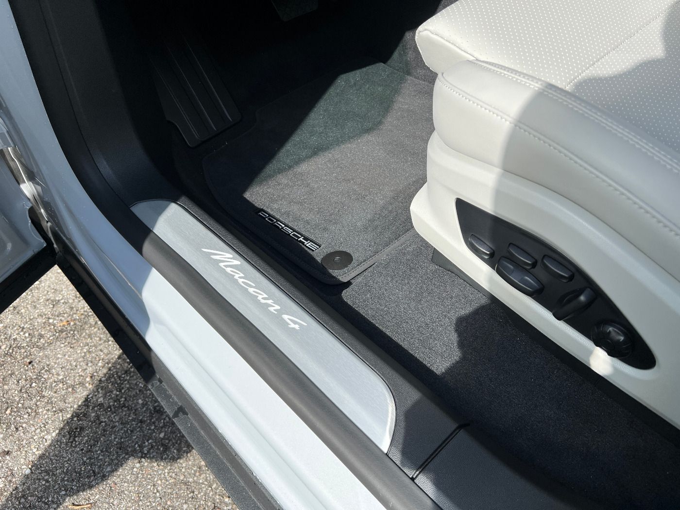 Porsche Macan 4 | Luftfederung | Panorama | BOSE |