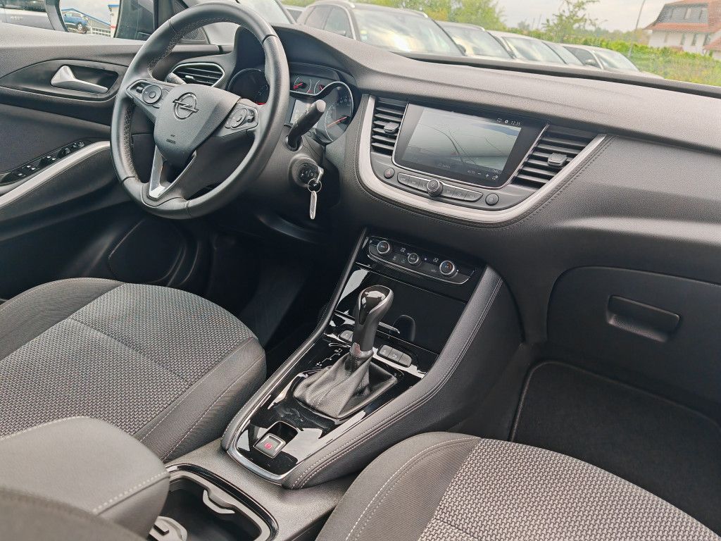 Opel Grandland X 1.5 D EAT8 - Samsaru's Car Outlet