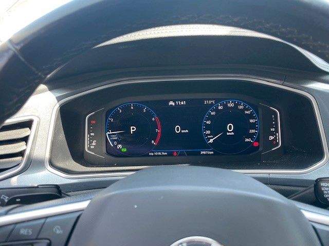 Volkswagen T-Roc 1.5 TSI Style - Samsaru's Car Outlet