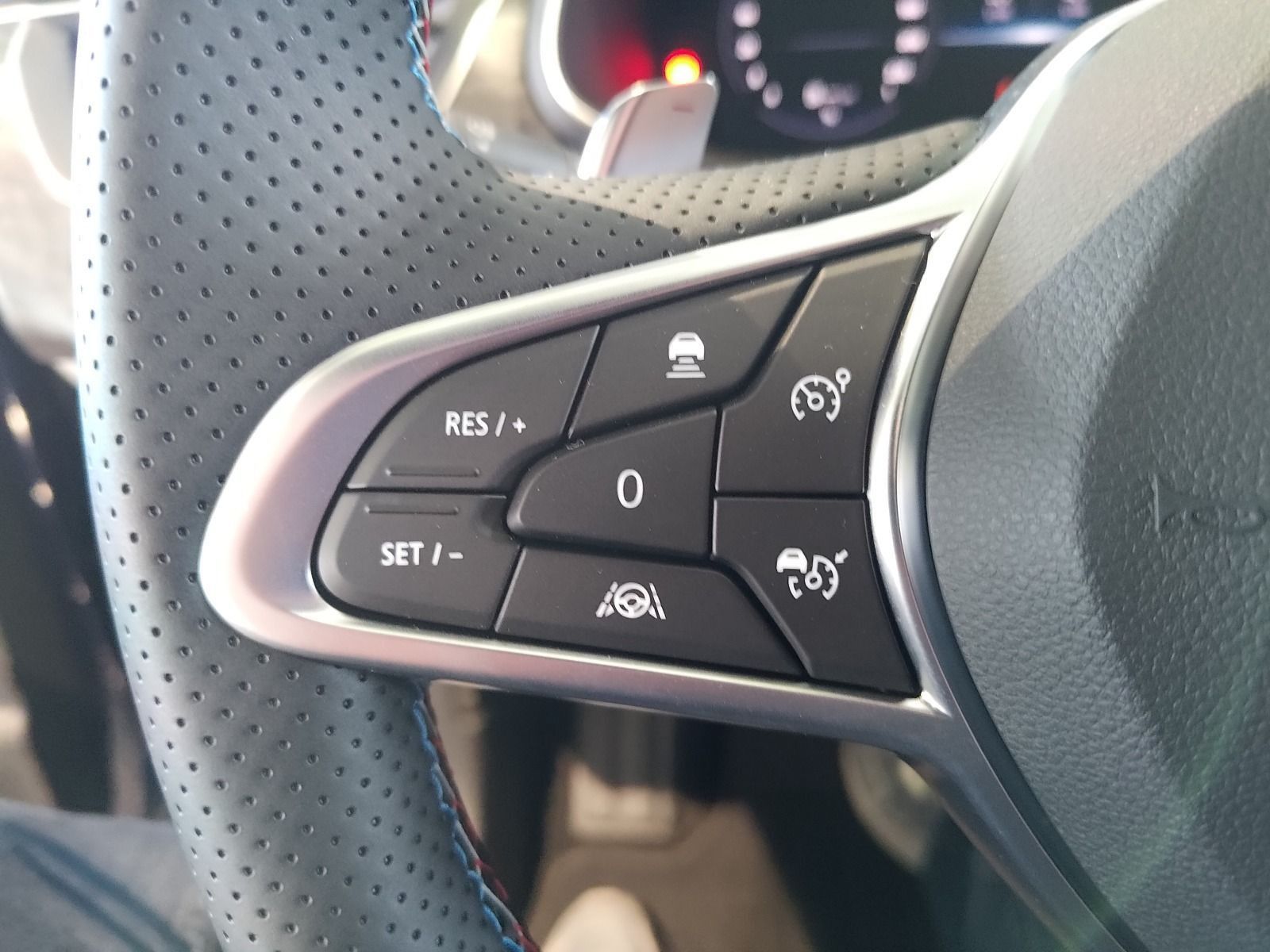 Renault Arkana - Samsaru's Car Outlet