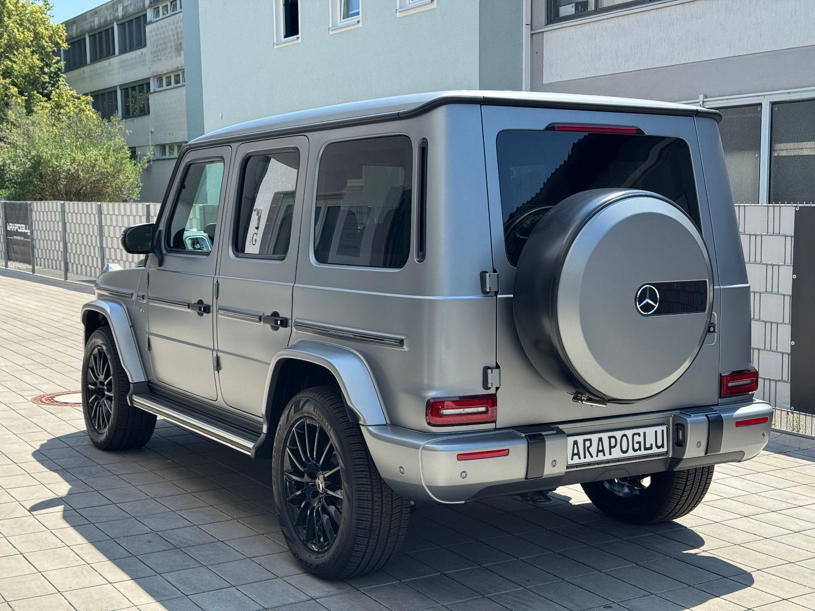 Mercedes-Benz G 500 AMG - Samsaru's Car Outlet