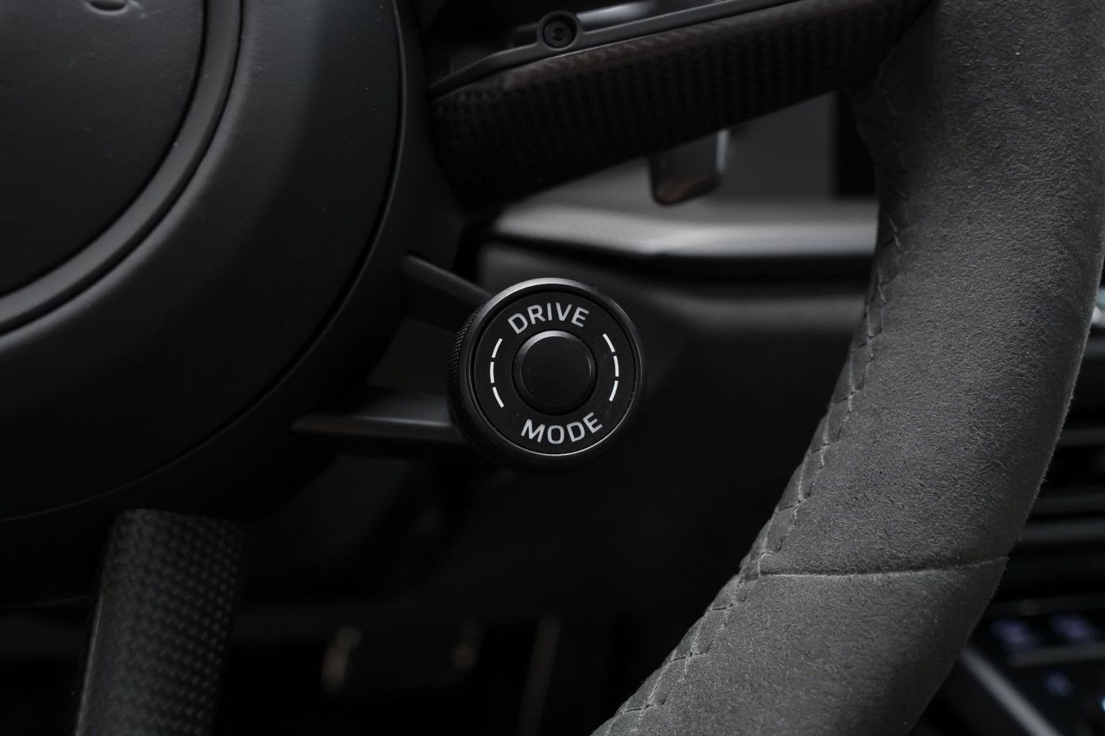 Porsche 992 Targa 4 GTS - Samsaru's Car Outlet