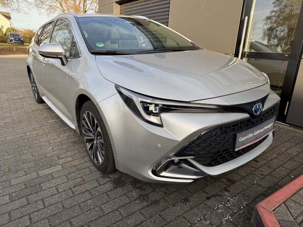 Toyota Corolla Touring Sports 1.8 Hybrid Team D