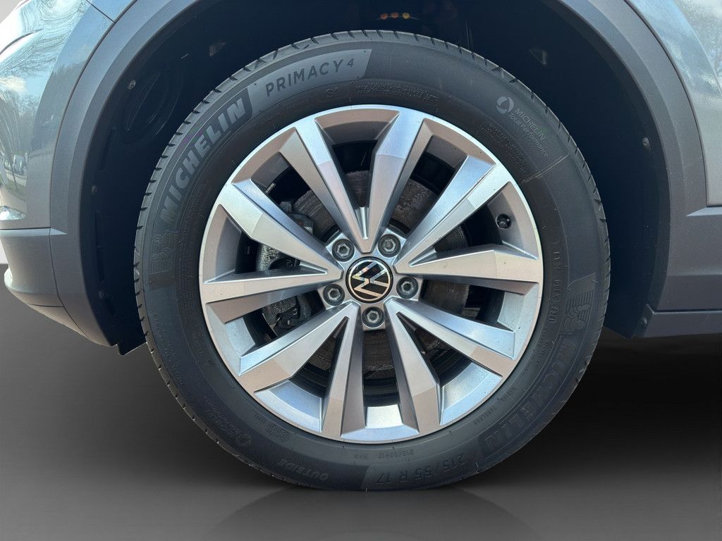Volkswagen T-Roc 2.0 TDI Style - Samsaru's Car Outlet