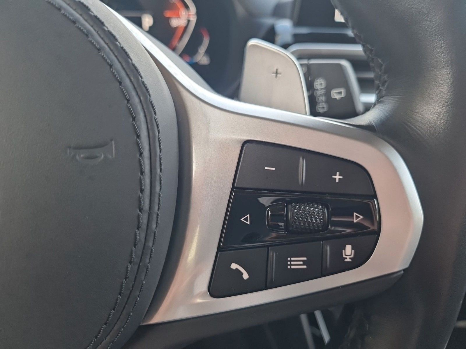 BMW X3 xDrive 20d Laser - Samsaru's Car Outlet