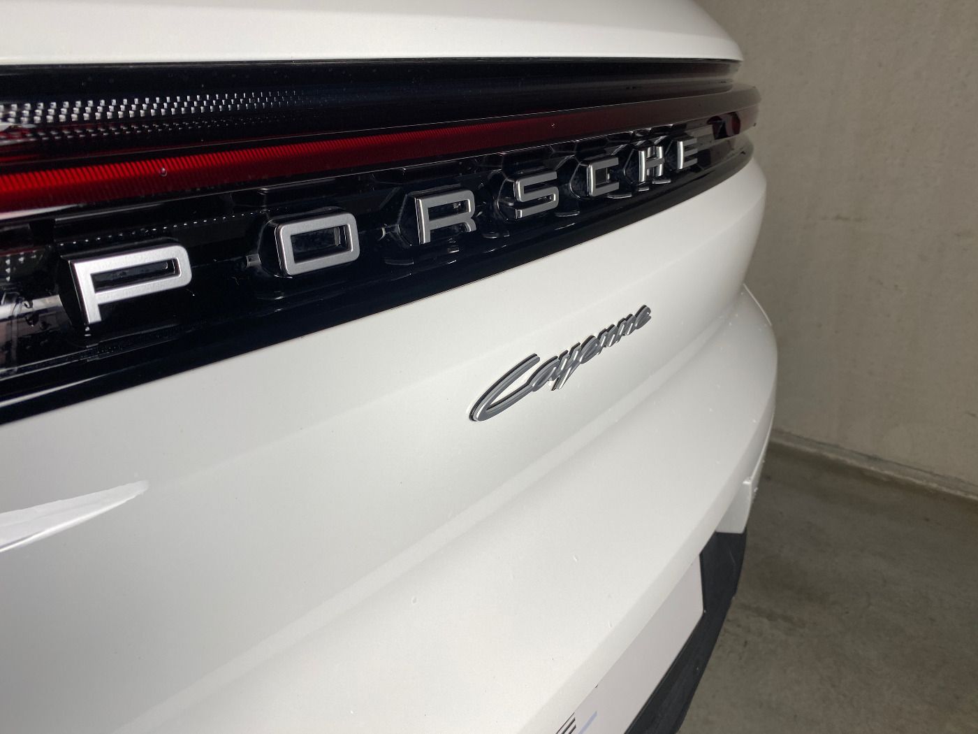 Porsche Cayenne E-Hybrid | Nachtsicht | InnoDrive |