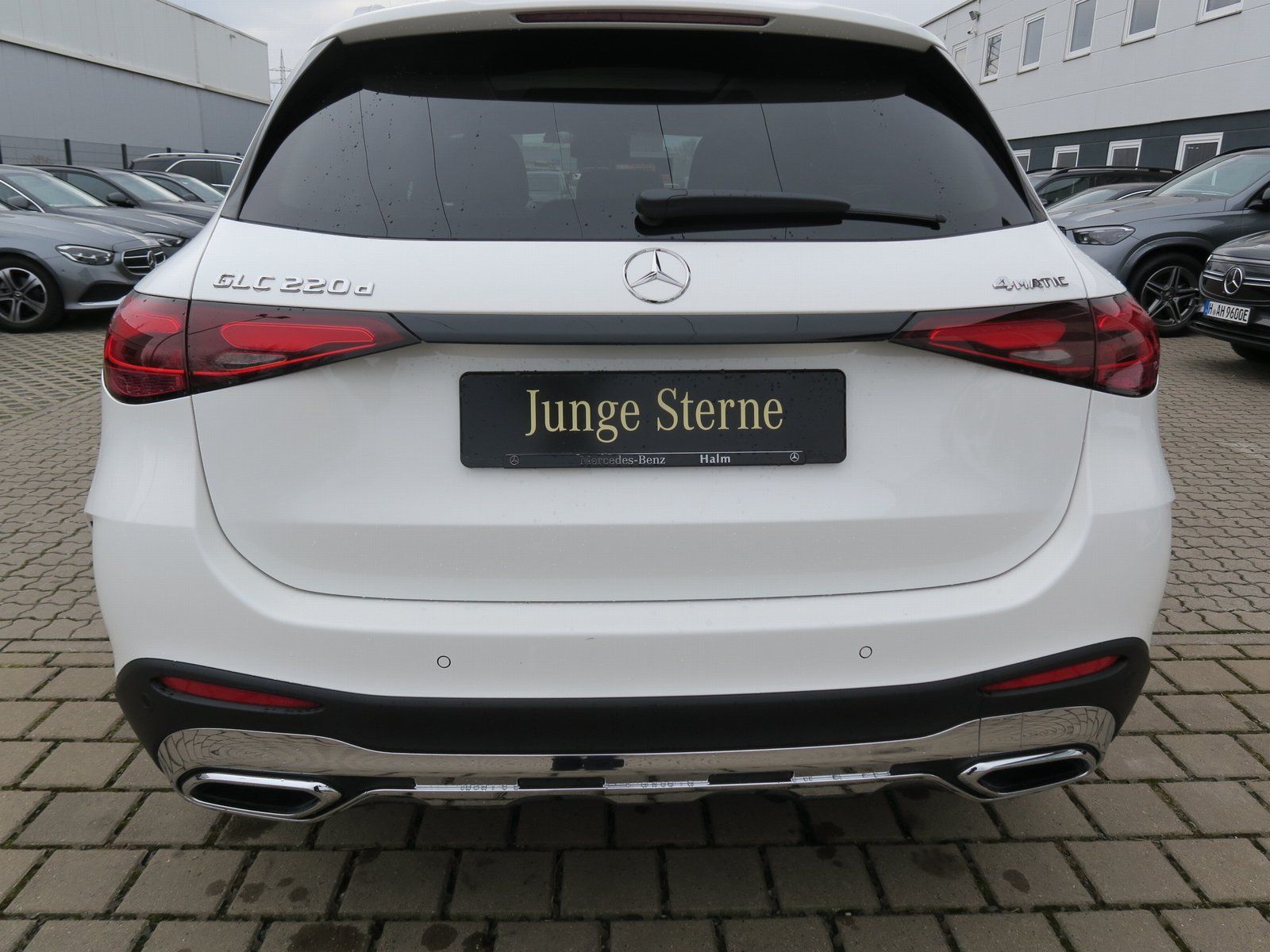 Mercedes-Benz GLC 220 d AMG Line 4M Pan-Dach Burmester HUD AHK