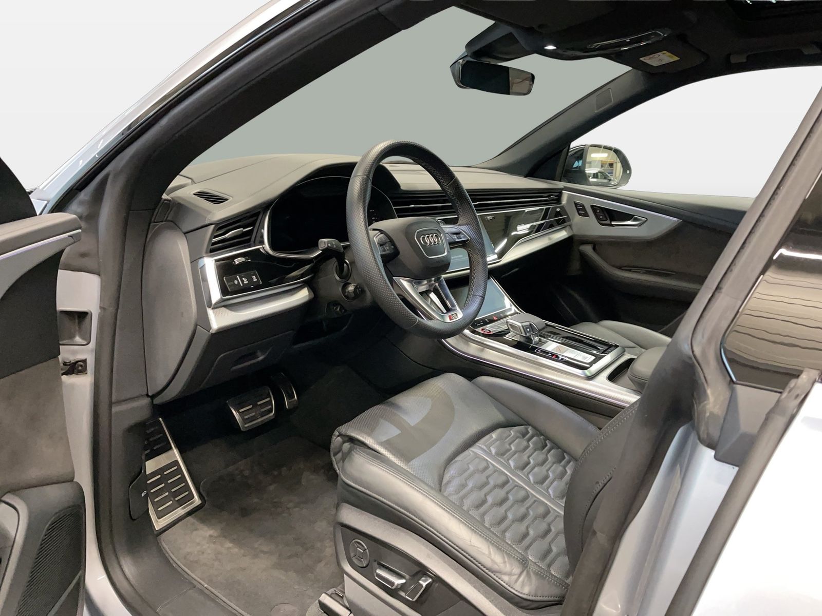 Audi RS Q8 Luft Pano 4xSHZ ACC STH SoftClose 360 HUD