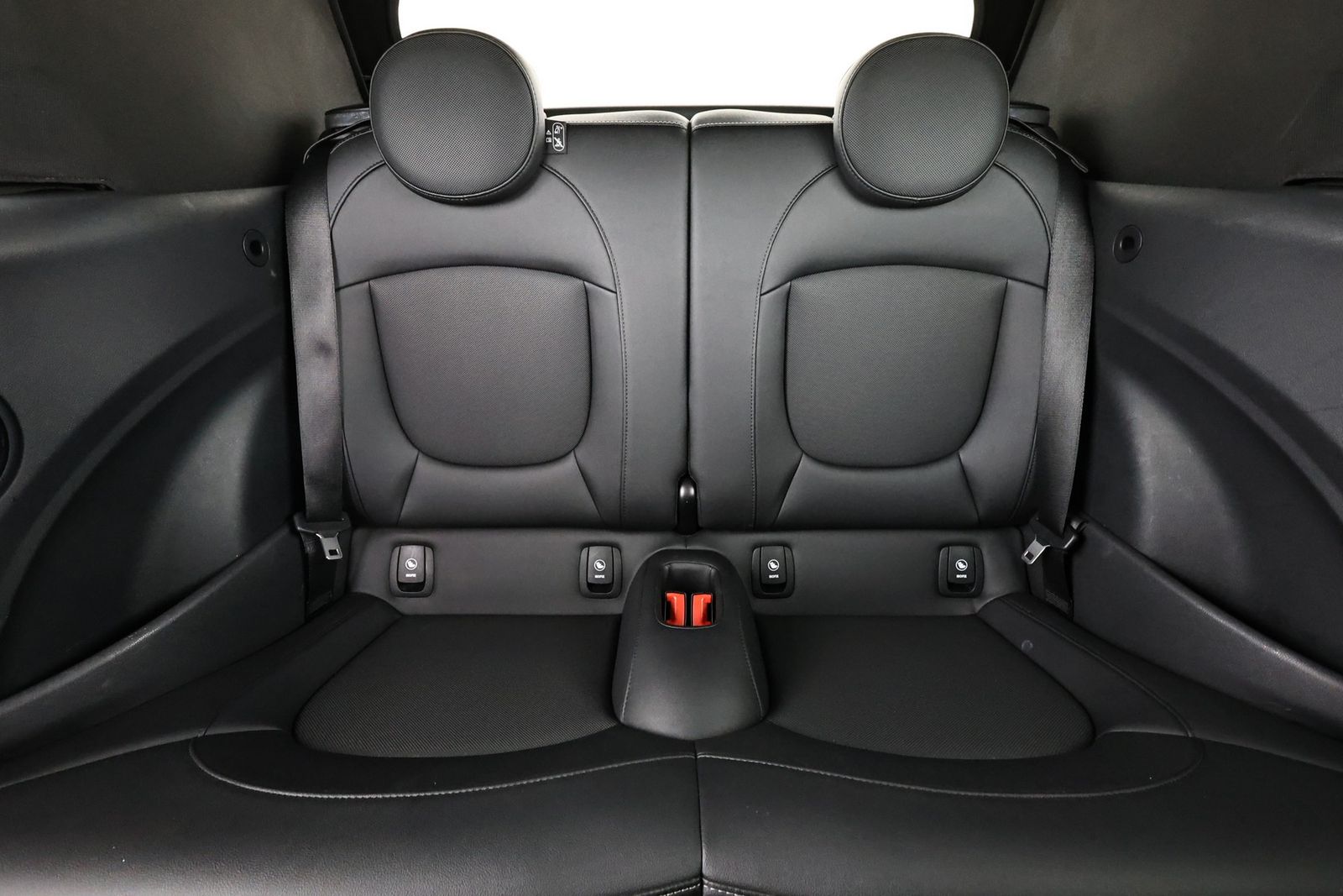 MINI Cooper Cab. Classic Trim - Samsaru's Car Outlet