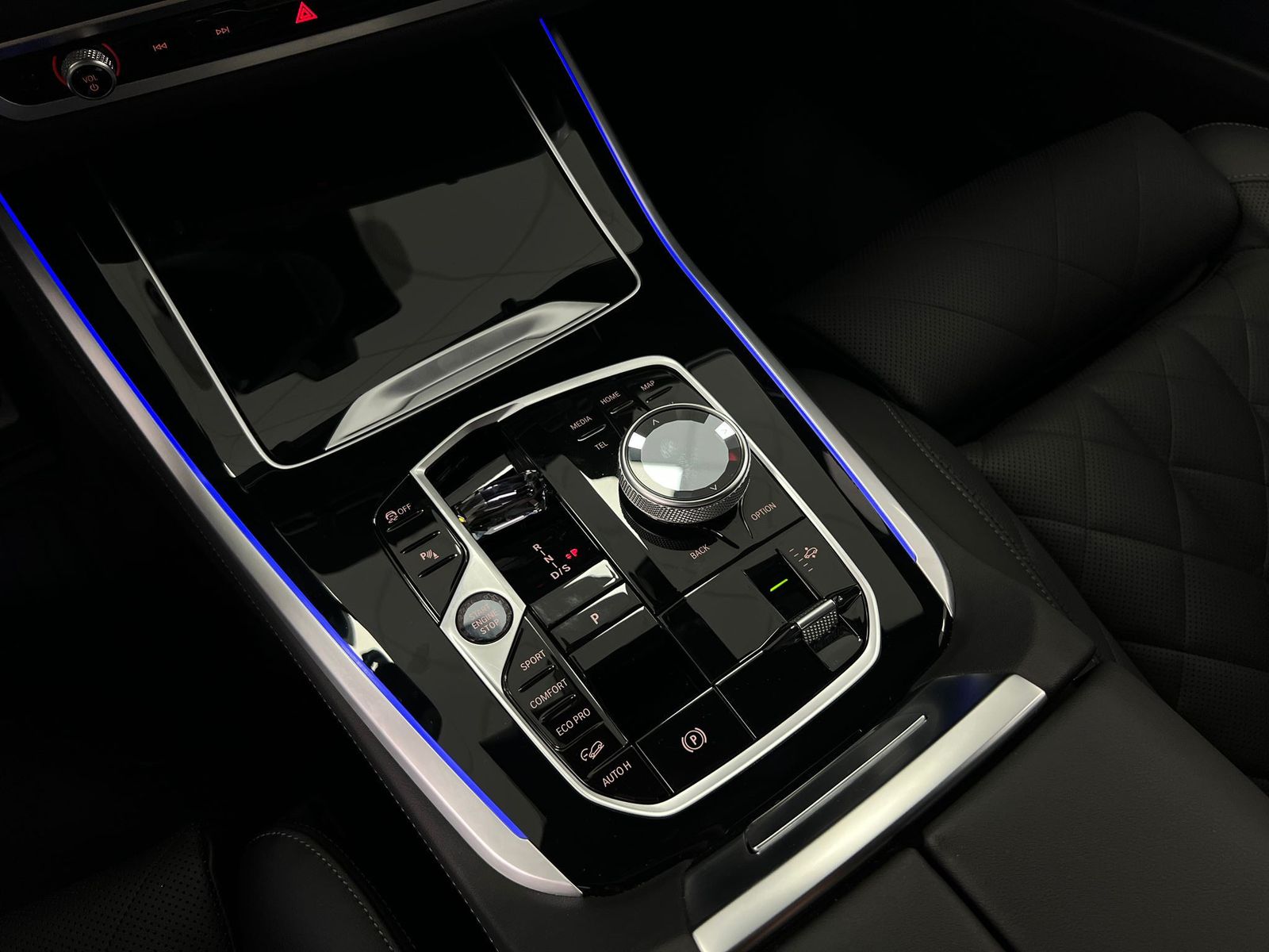 BMW X5 xD40d M Sport Pro*INDIVIDUAL*PANO*STHZG*H-K*