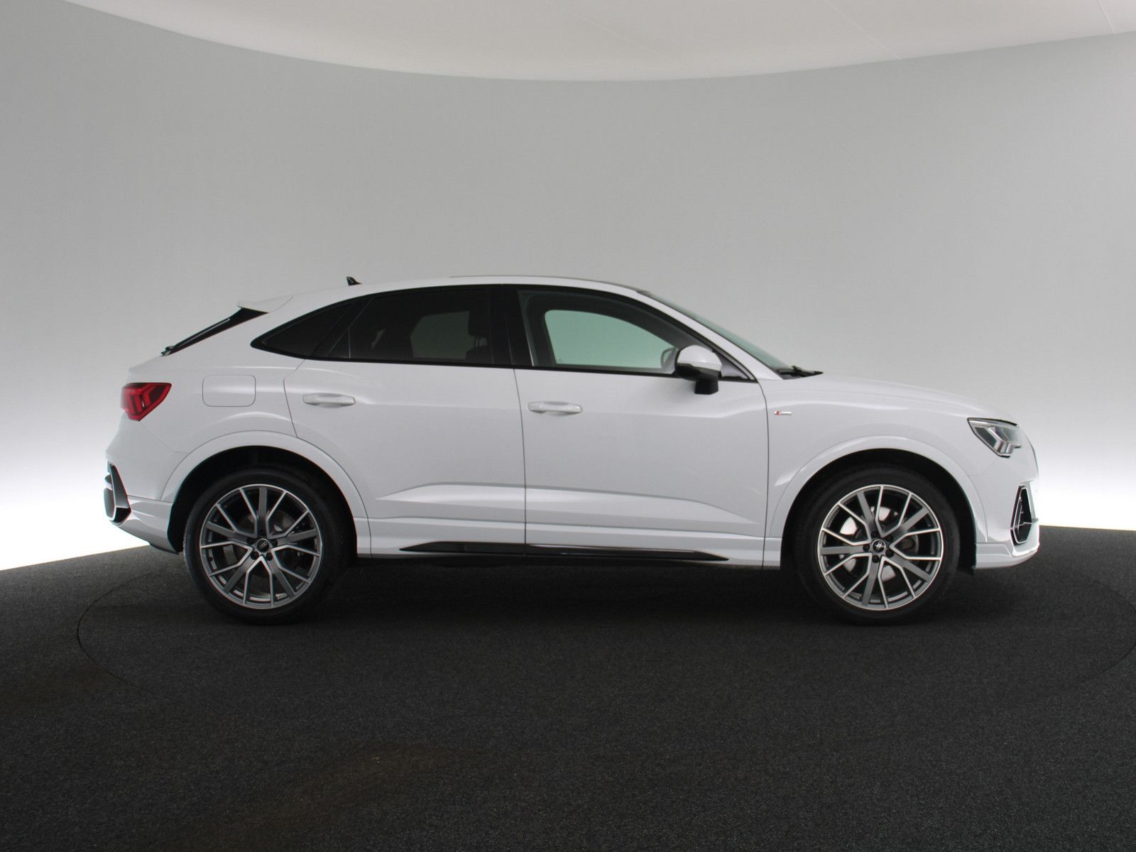 Audi Q3 Sportback 45 TFSI quattro S line PANO LED B&O