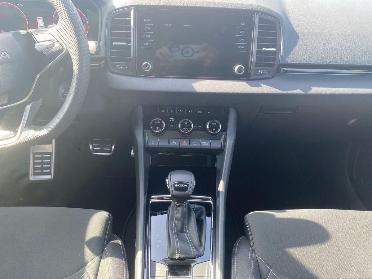 Skoda Karoq 1.5 TSI DSG SPORTLINE+AHK+APP+ACC+KAMERA