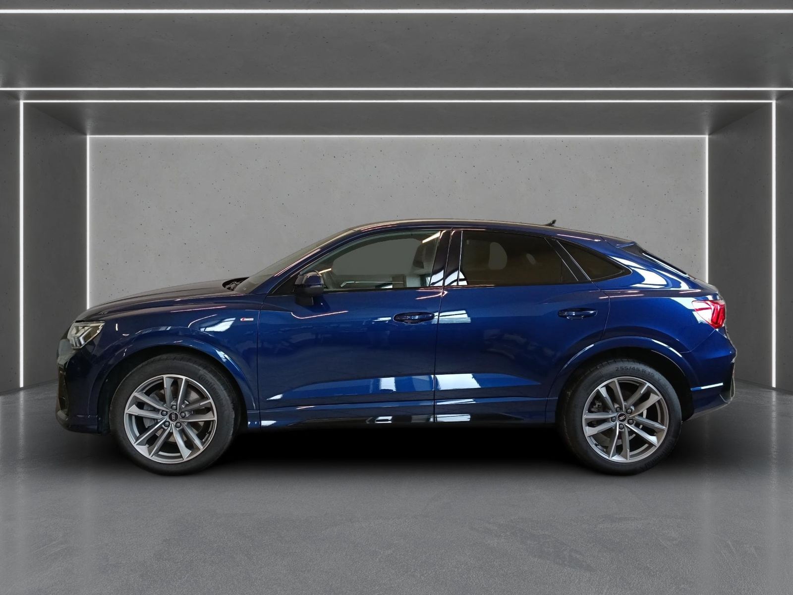 Audi Q3 Sportback 45 TFSI qu. 2x S-Line*AHK*Matrix*AC