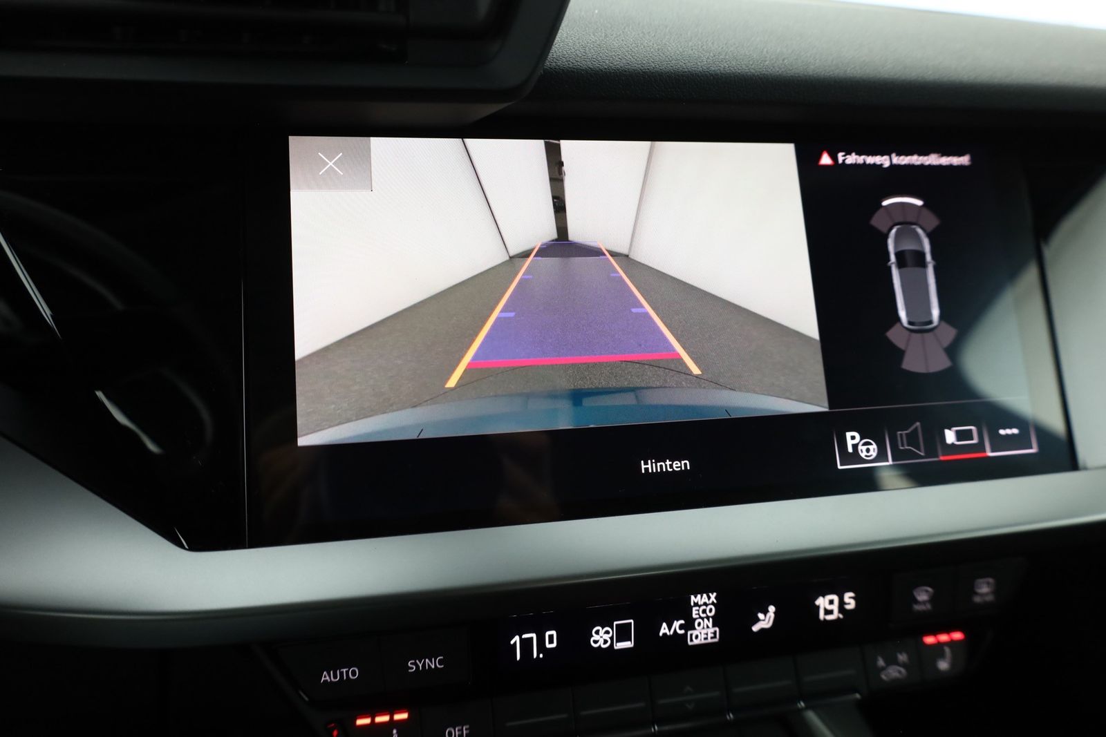 Audi A3 Sportback 35 TDI LED Navi Sitzheizung Kamera