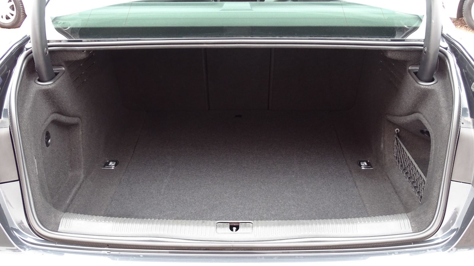 Audi A4 40 TDI S-Tronic - Samsaru's Car Outlet