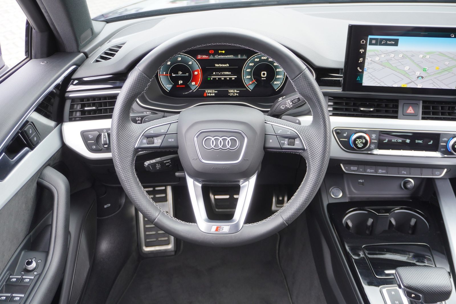Audi A4 Avant 40 TDI S-Tronic S-Line - Samsaru's Car Outlet