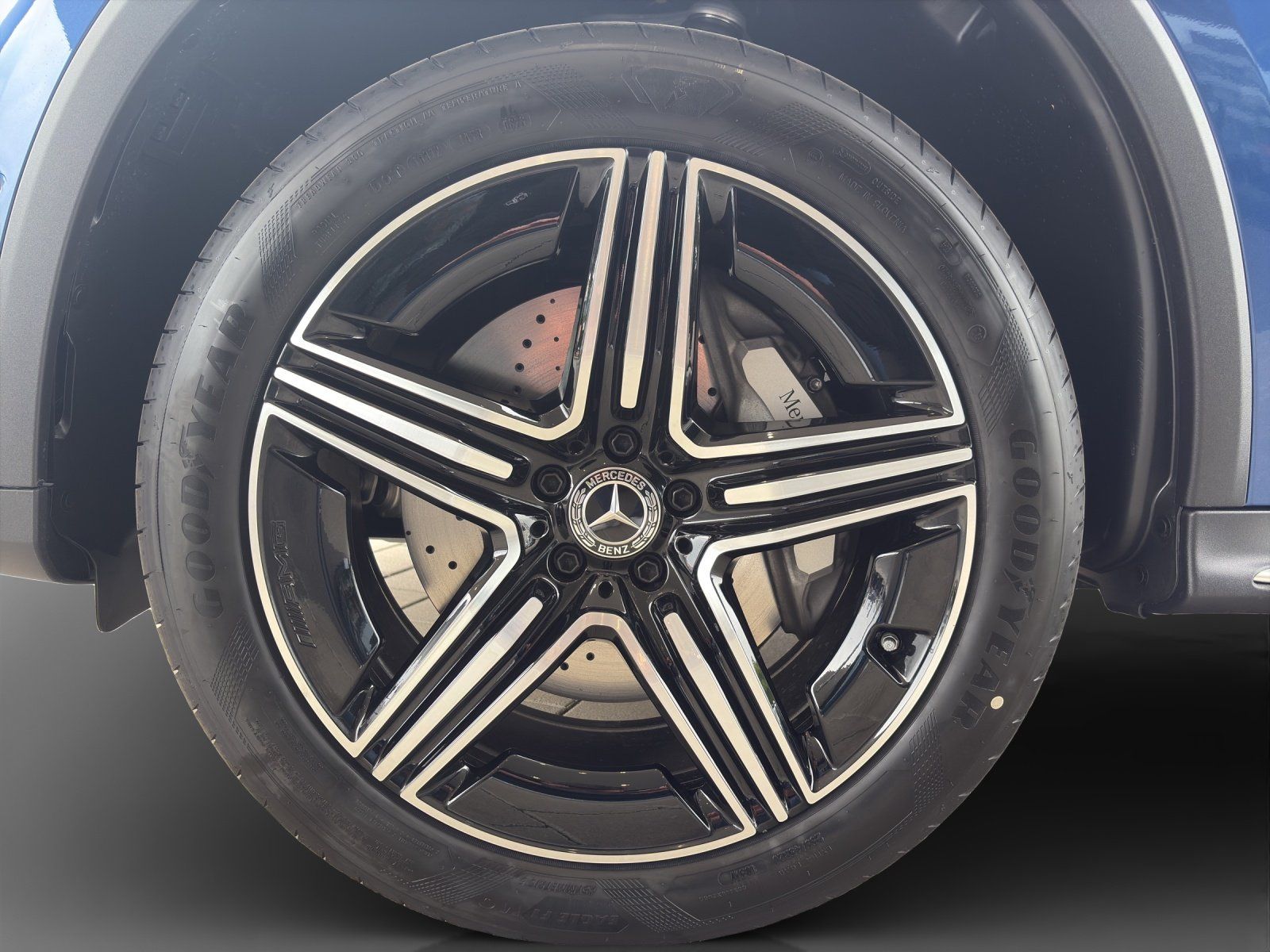Mercedes-Benz GLC 300 d AMG Burm DigiLight Pano AHK 360° Multi