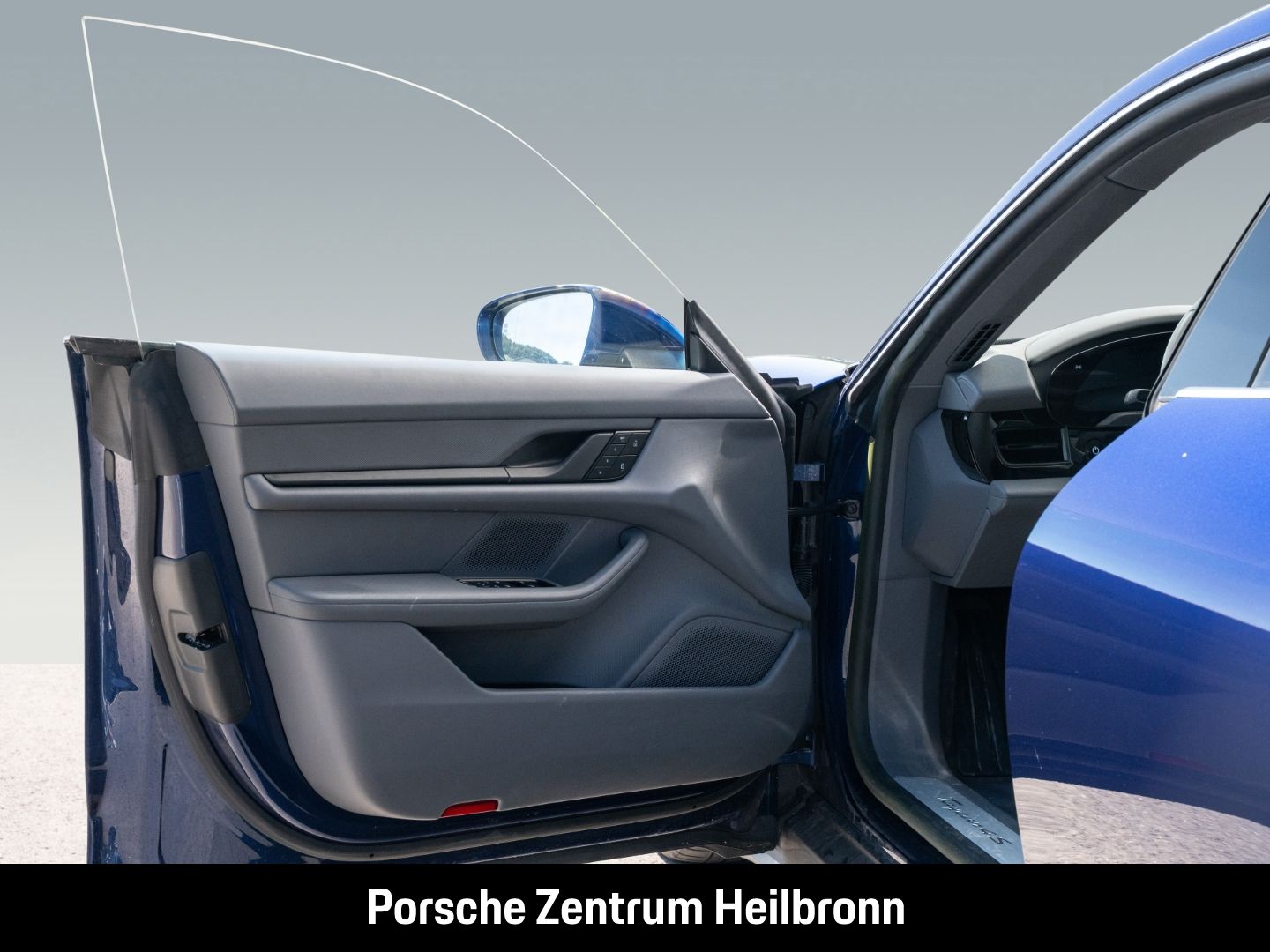 Porsche Taycan 4S Enzianblau Panoramadach Luftfederung