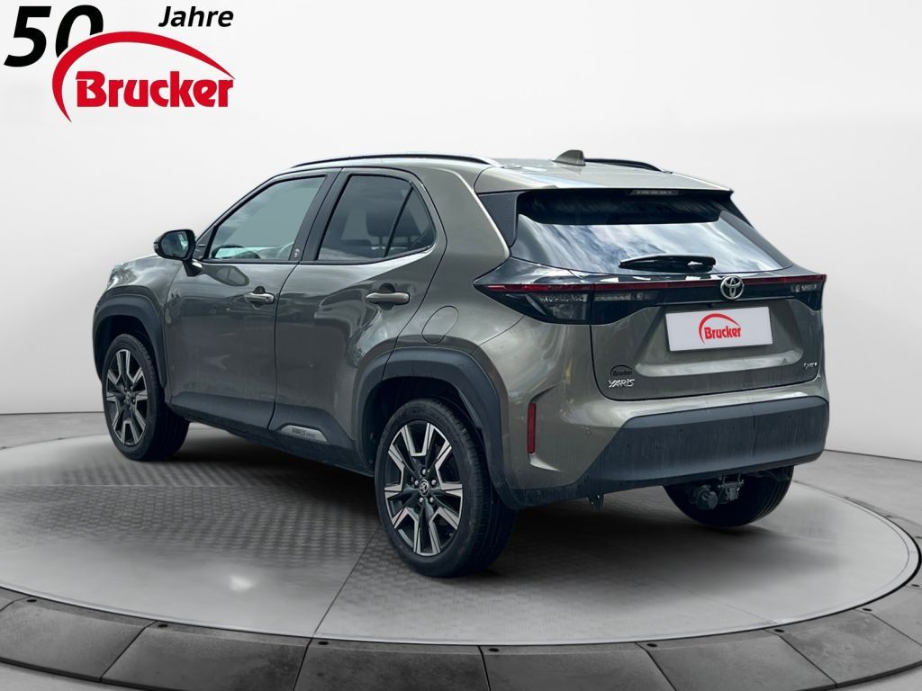 Toyota Yaris Cross Team D mit WP+SP