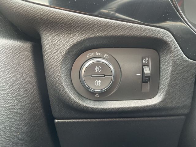 Opel Corsa-e Ultimate - Samsaru's Car Outlet