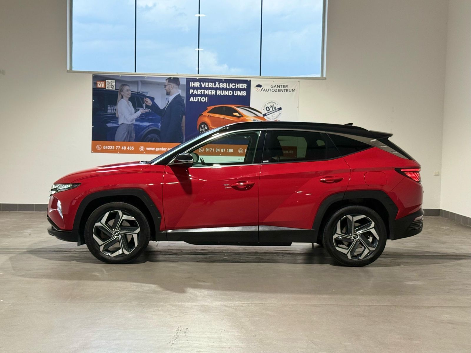 Hyundai Tucson 1.6 T-GDI Plug-In Hybrid 4WD - Samsaru's Car Outlet